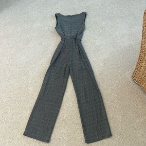 NWOT Nicole Miller Shimmer/Metallic Jumpsuit in Silver